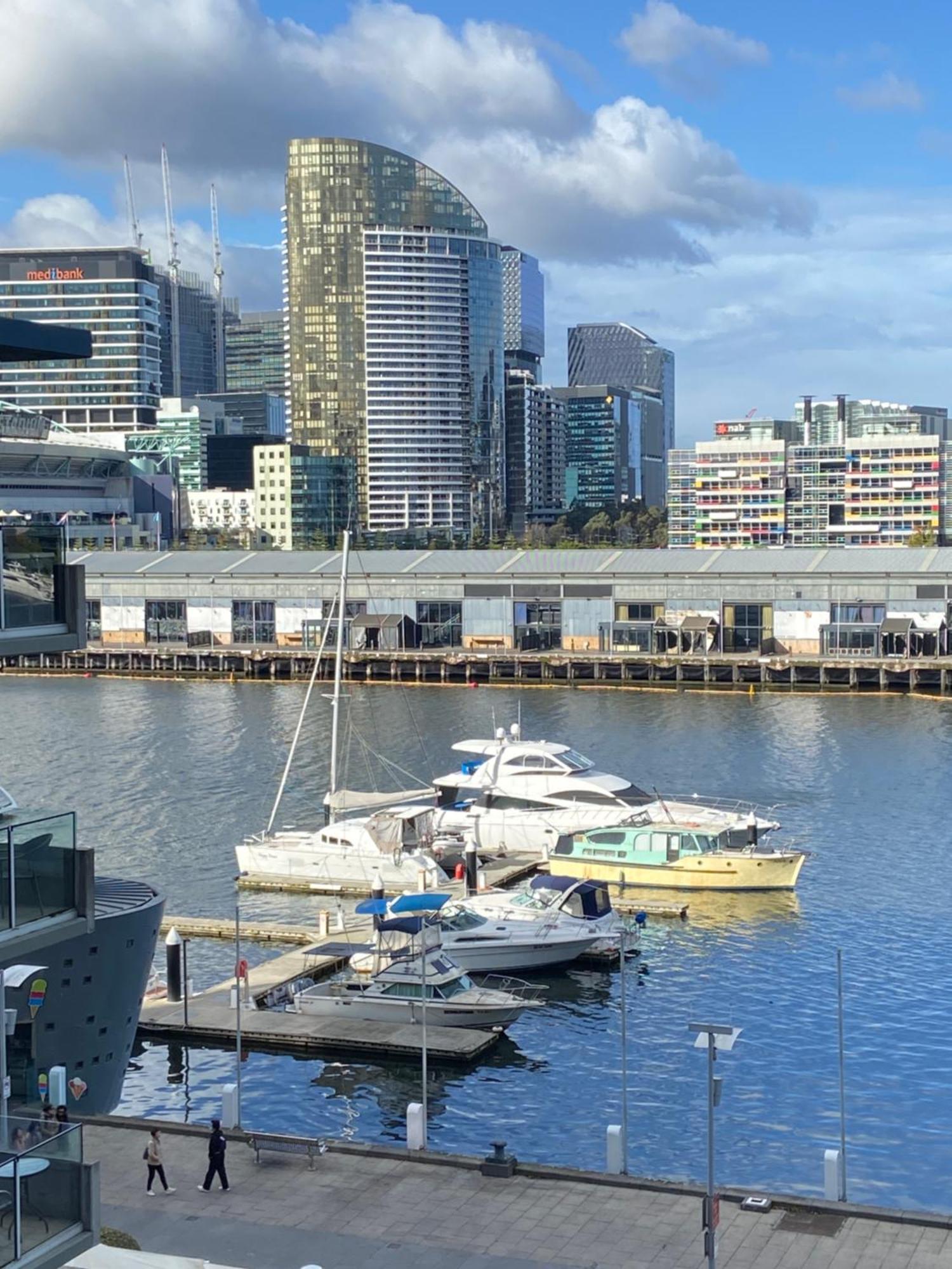 Akom At Docklands Melbourne Kültér fotó