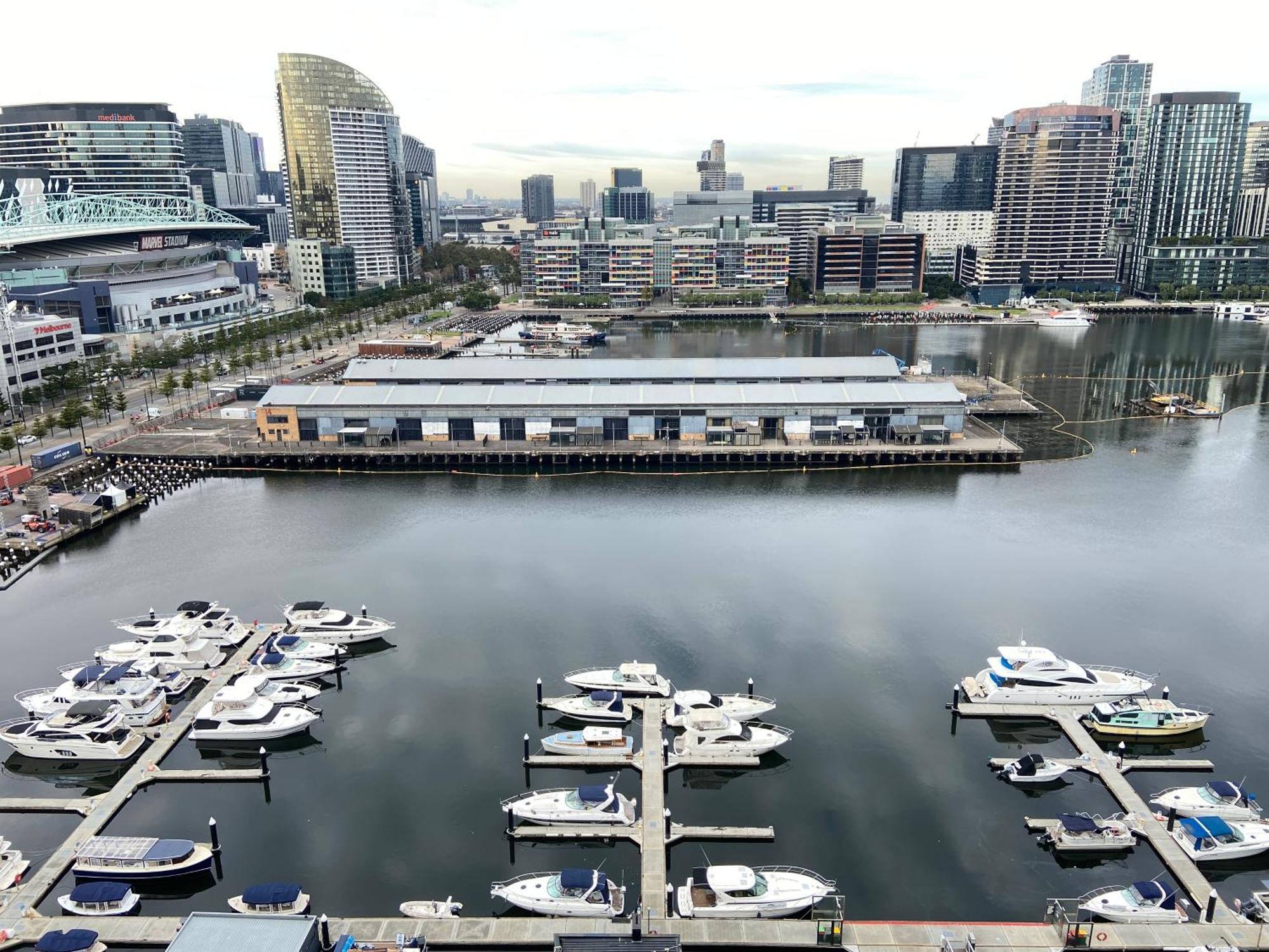 Akom At Docklands Melbourne Kültér fotó