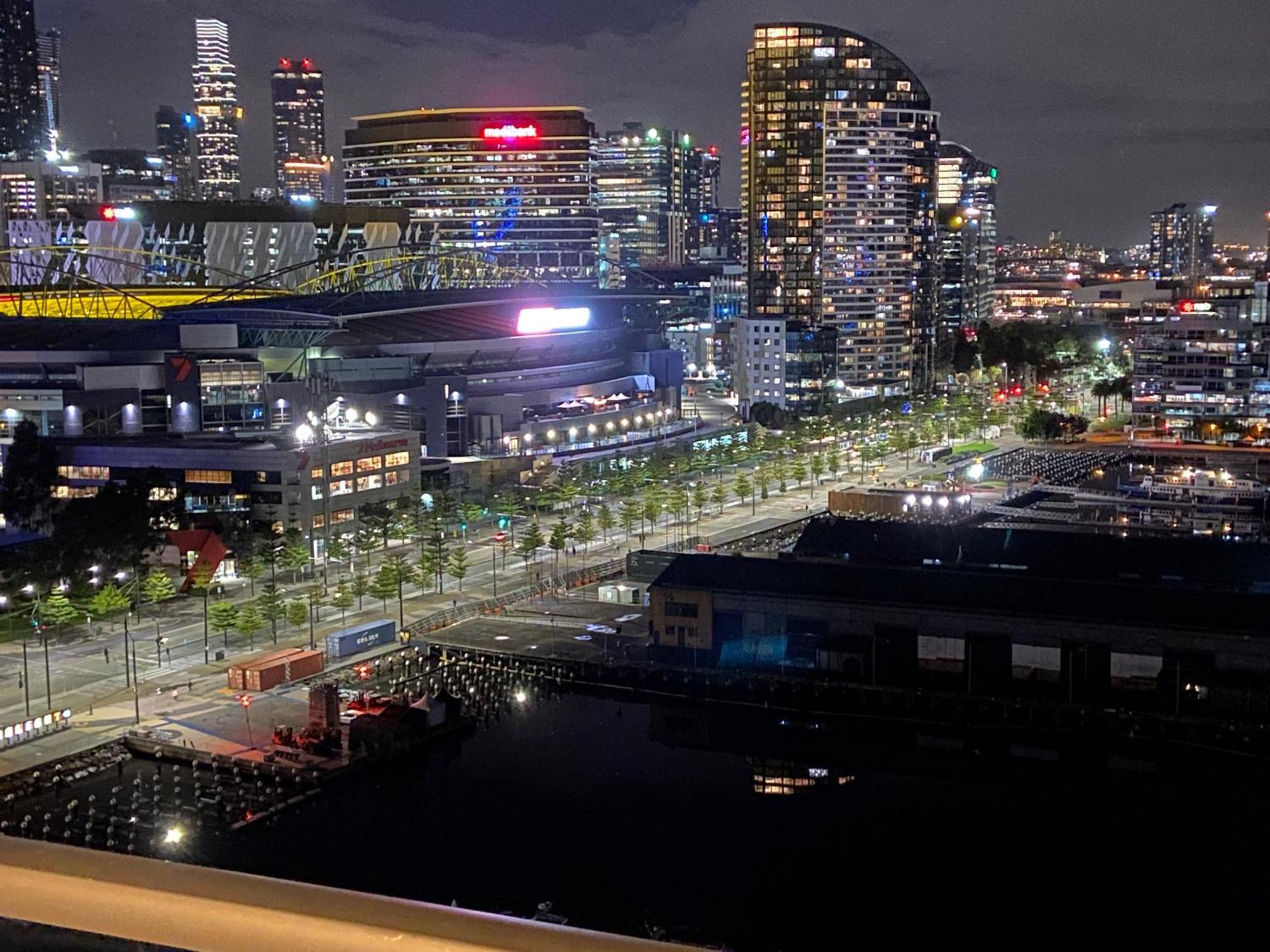 Akom At Docklands Melbourne Kültér fotó