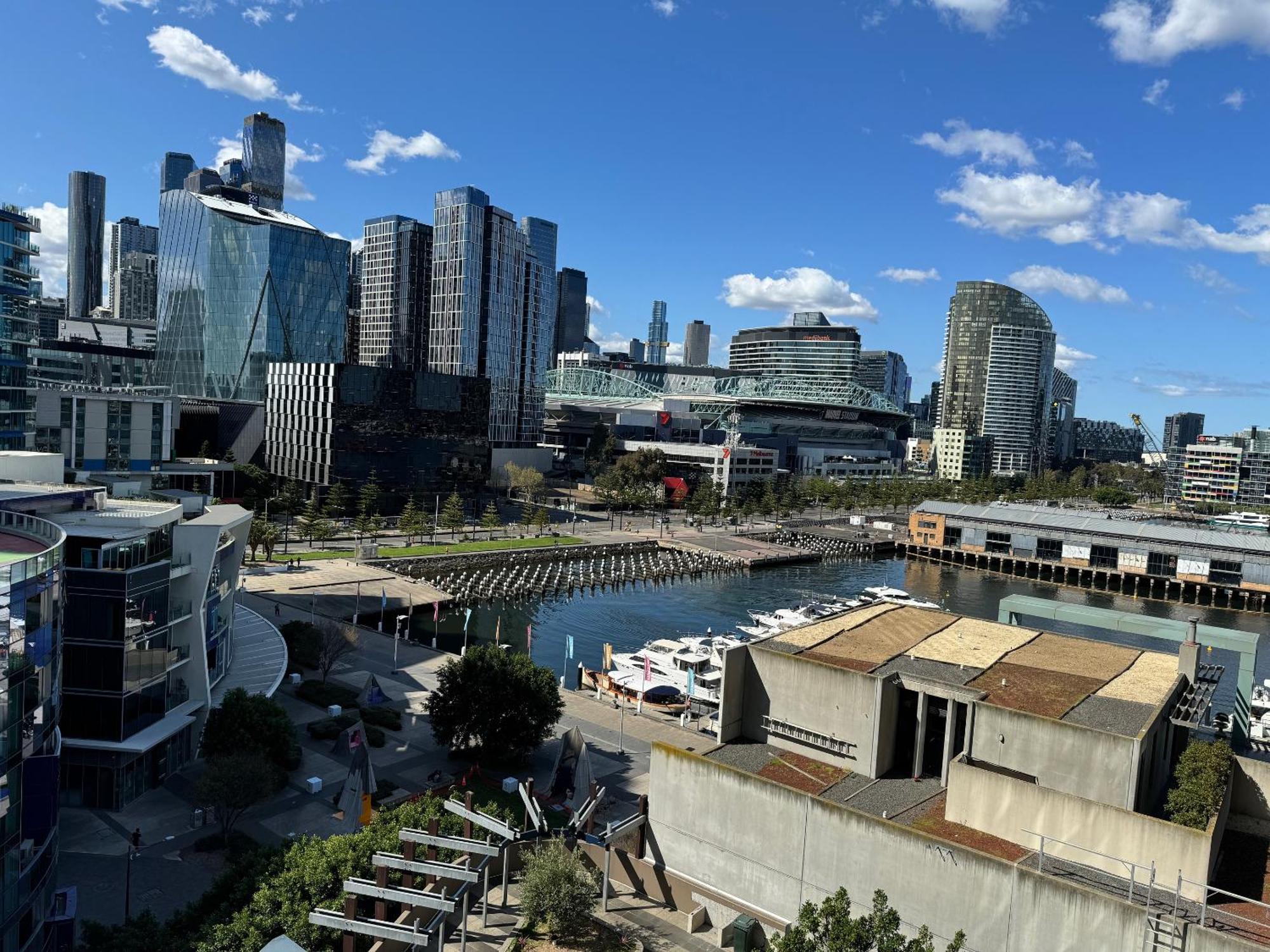 Akom At Docklands Melbourne Kültér fotó